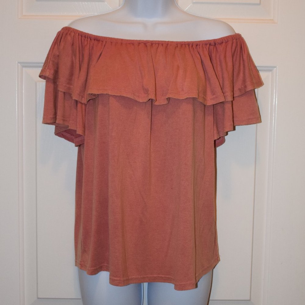 She & Sky Off The Shoulder Ruffle Top, size L